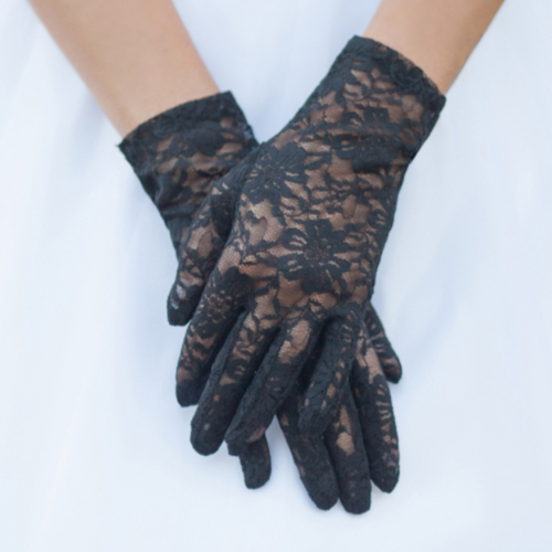 Gloves / Lace Short
